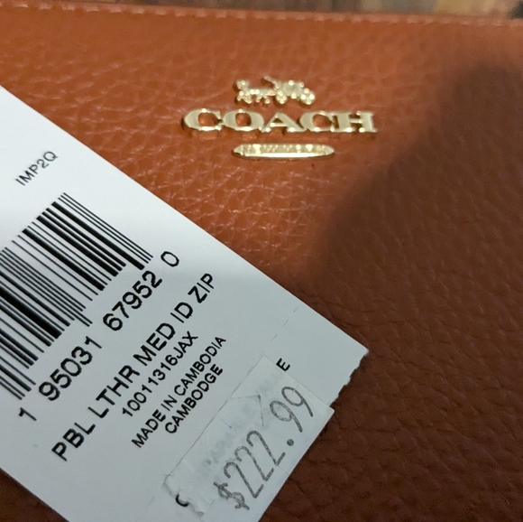 Coach Sunset Refined Pebbled Leather Medium ID Zip Close Wallet New in Box ❤️ - Picture 4 of 7